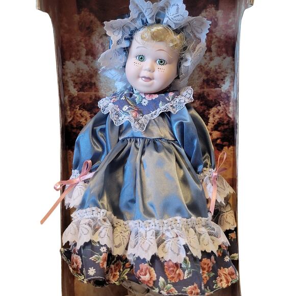Treasured Memories 12" Porcelain Doll 1991 Special Edition ACM in Original Box - Picture 3 of 16